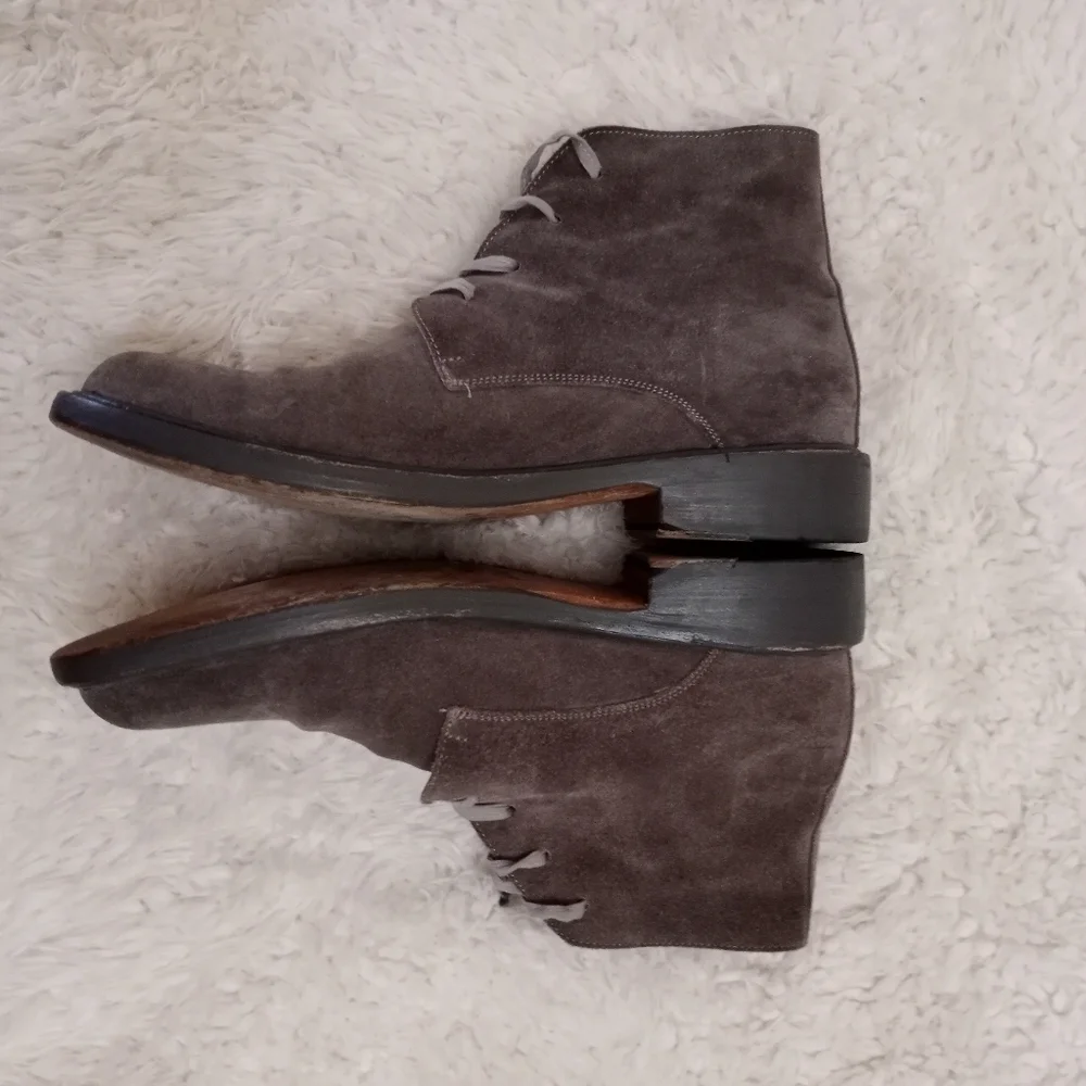 Baldwin Esquival Limited edition handmade Italian leather suede boots